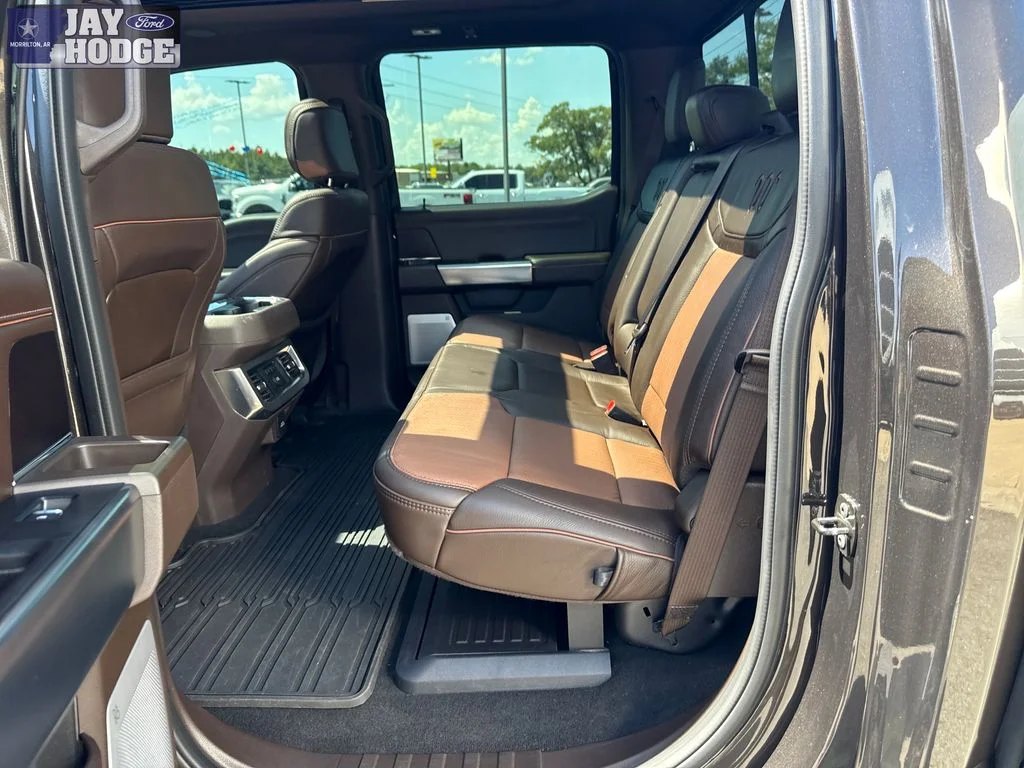 Certified Used 2025 Bronze Metallic Ford King Ranch image 16