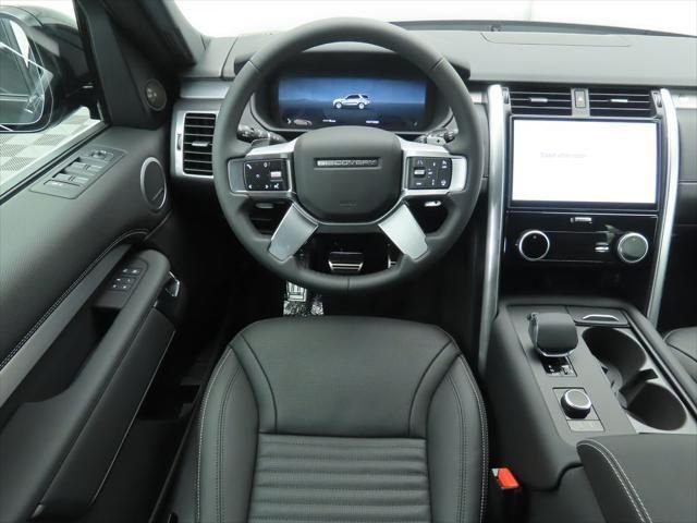 Used 2026 Santorini Black Metallic Land Rover Gemini Edition image 10