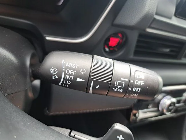 Used 2025  Honda Touring image 20