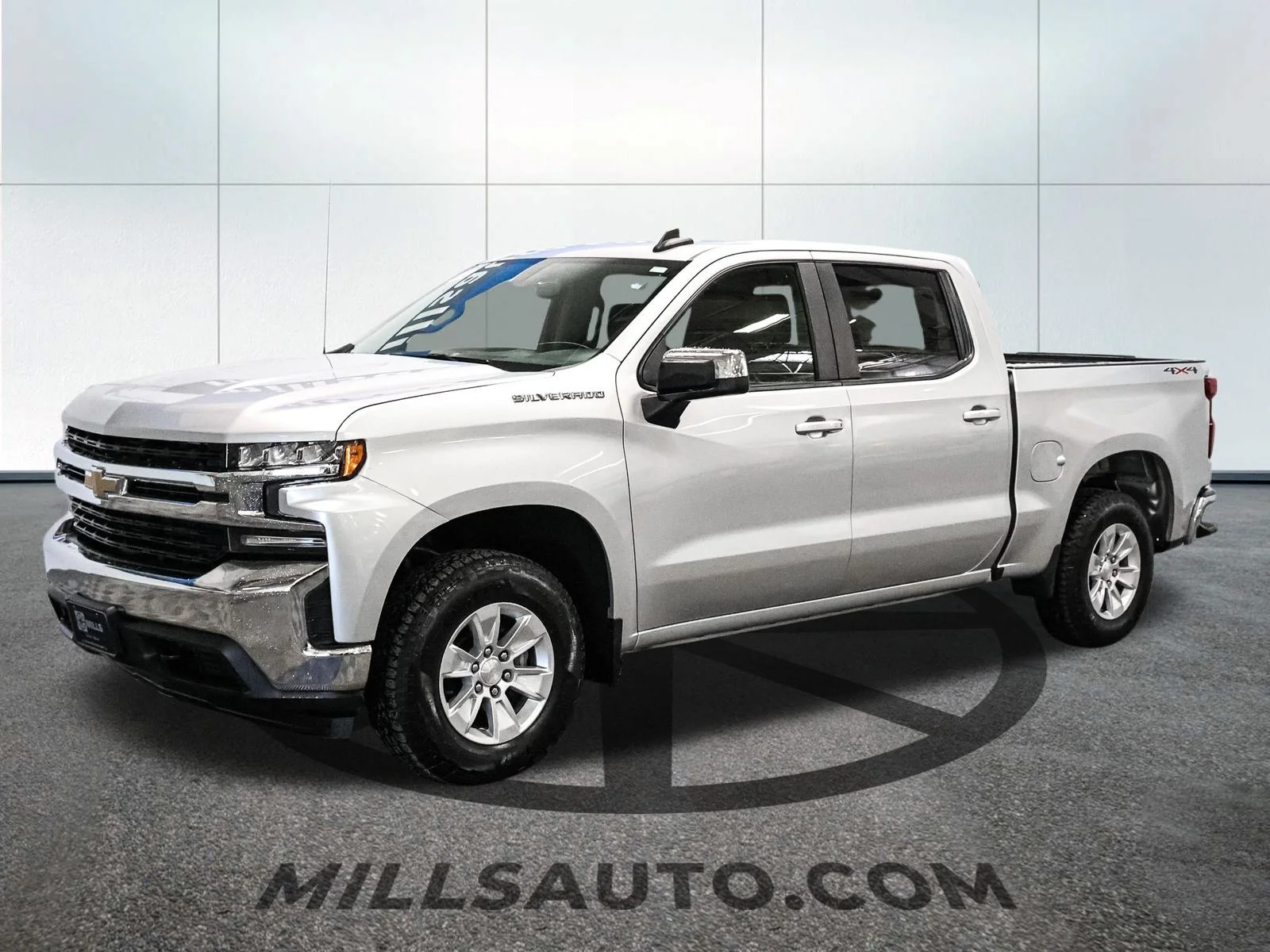 Used 2022 Chevrolet Silverado 1500 Limited LT with VIN 1GCUYDED6NZ121390 for sale in Willmar, Minnesota
