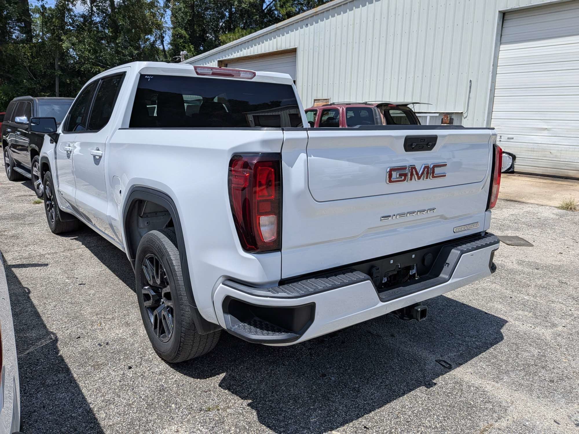 Used 2023 Summit White GMC Elevation image 3