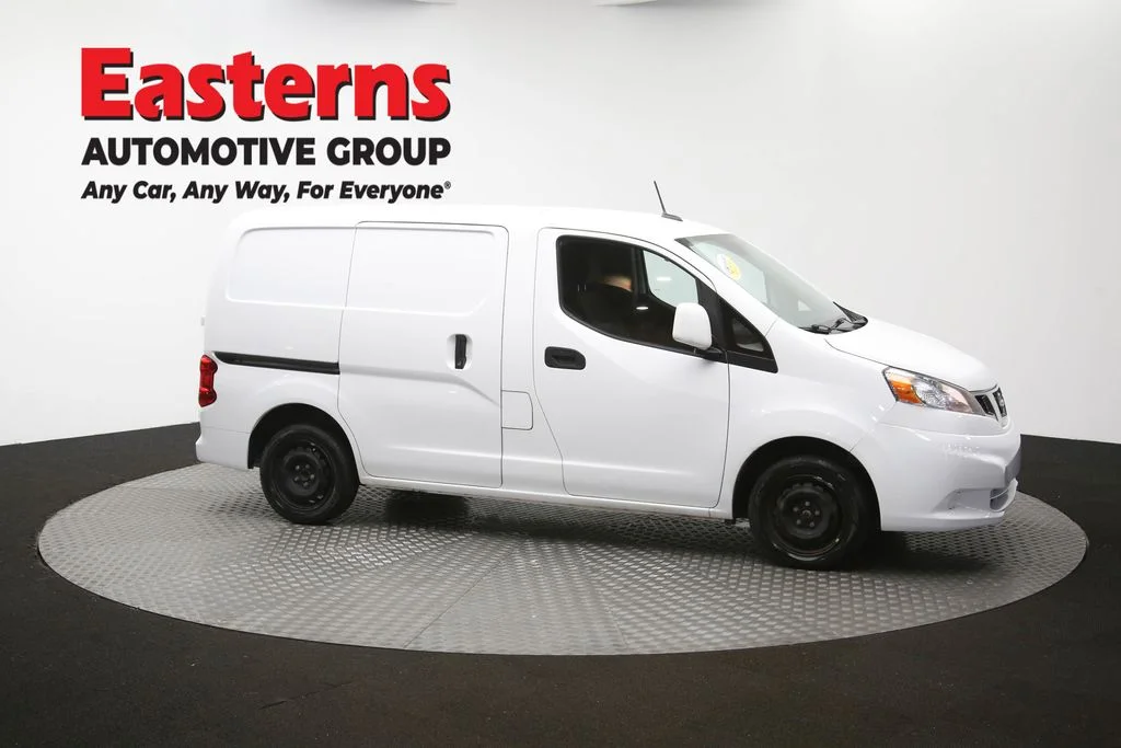 Used 2020 White Nissan SV image 46