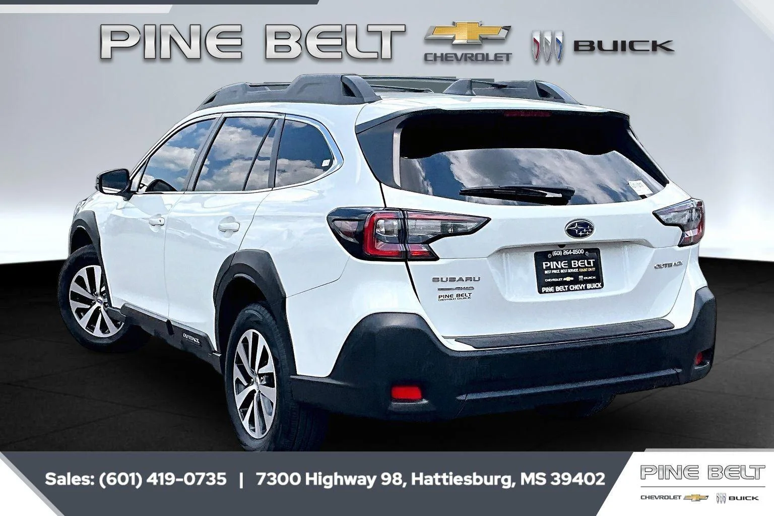 Used 2024 Crystal White Pearl Subaru Premium image 2