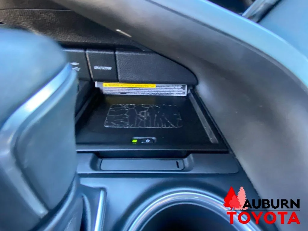 Certified Used 2019 Wind Chill Pearl Toyota XLE image 41