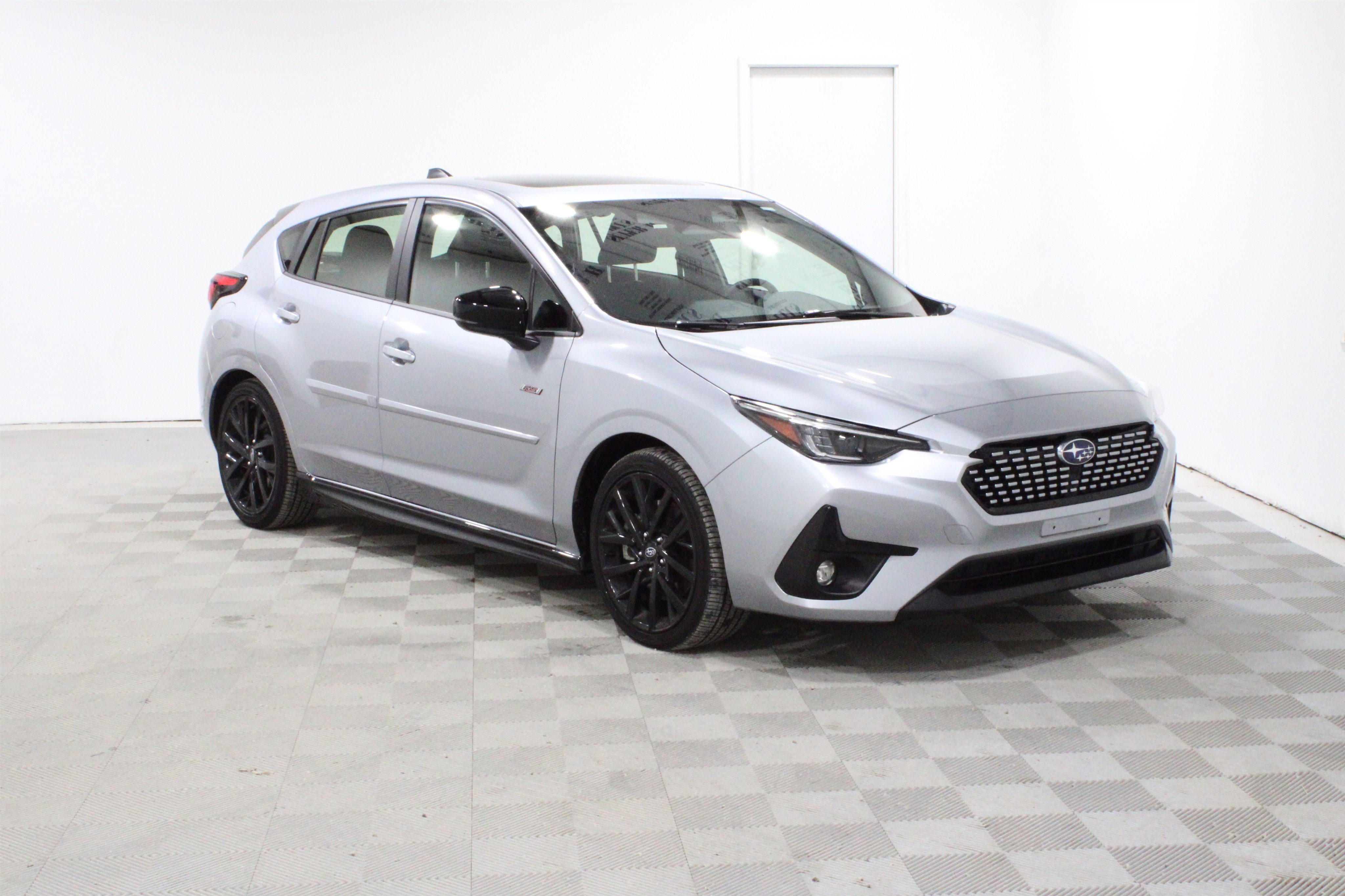 Used 2025 Ice Silver Metallic Subaru RS image 1