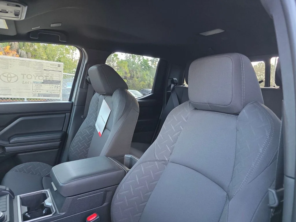 2026 Toyota Tacoma SR5 - Photo 23