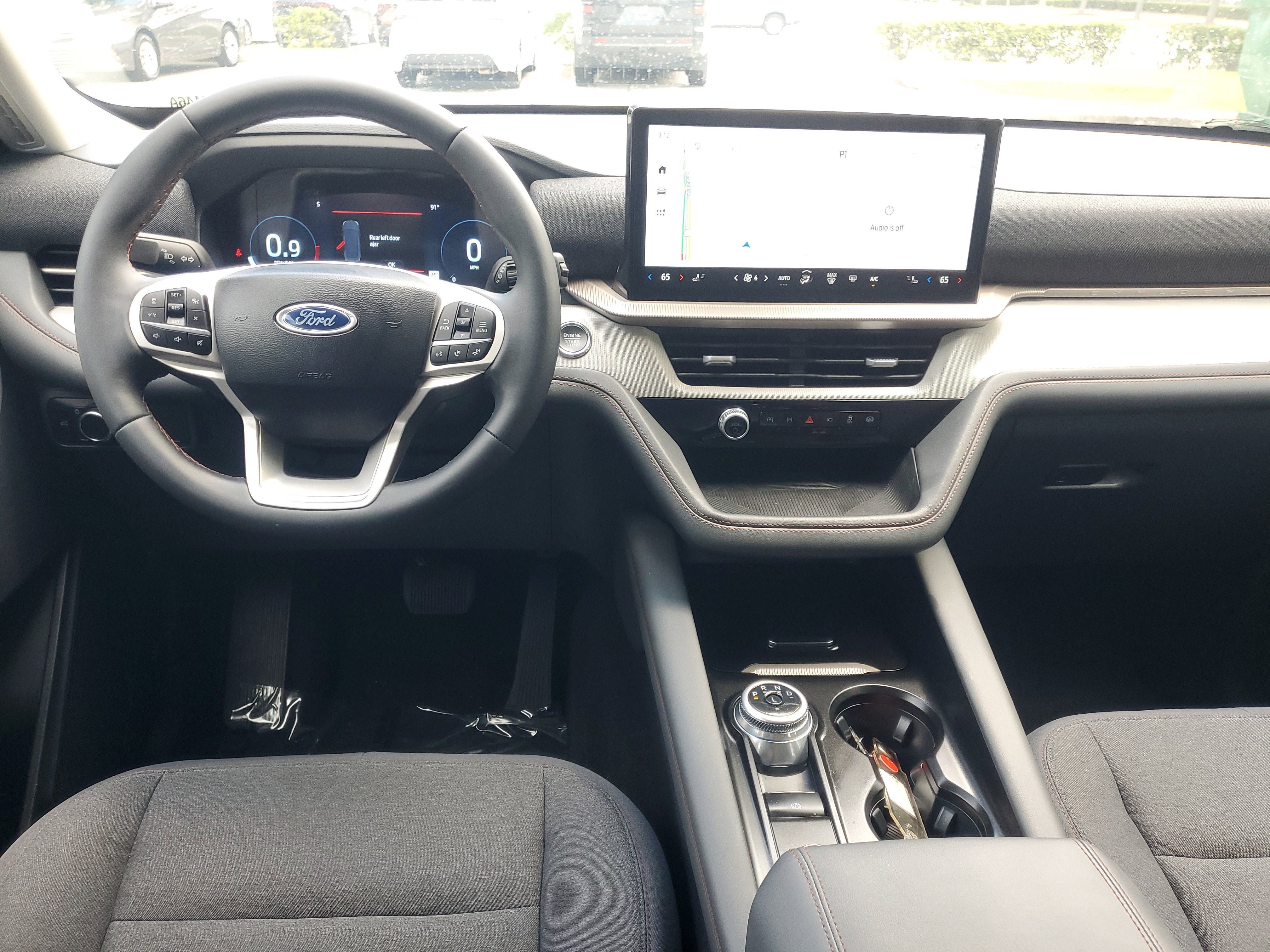 Used 2025 Vapor Blue Ford Active image 11