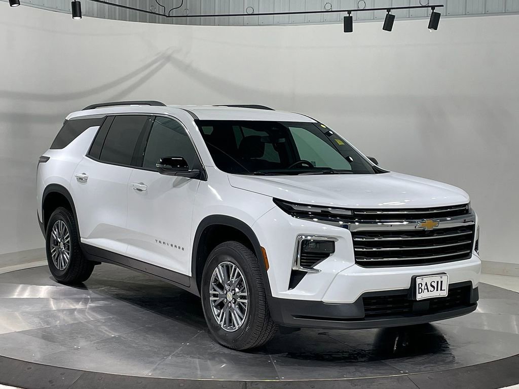 Used 2025 Summit White Chevrolet LT image 42