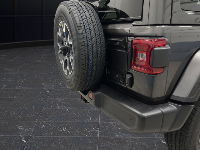 2025 Jeep Wrangler 4-Door Sahara - Photo 32