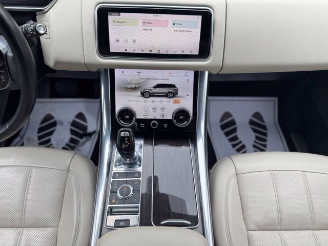 Used 2018 Yulong White Metallic Land Rover HSE image 27