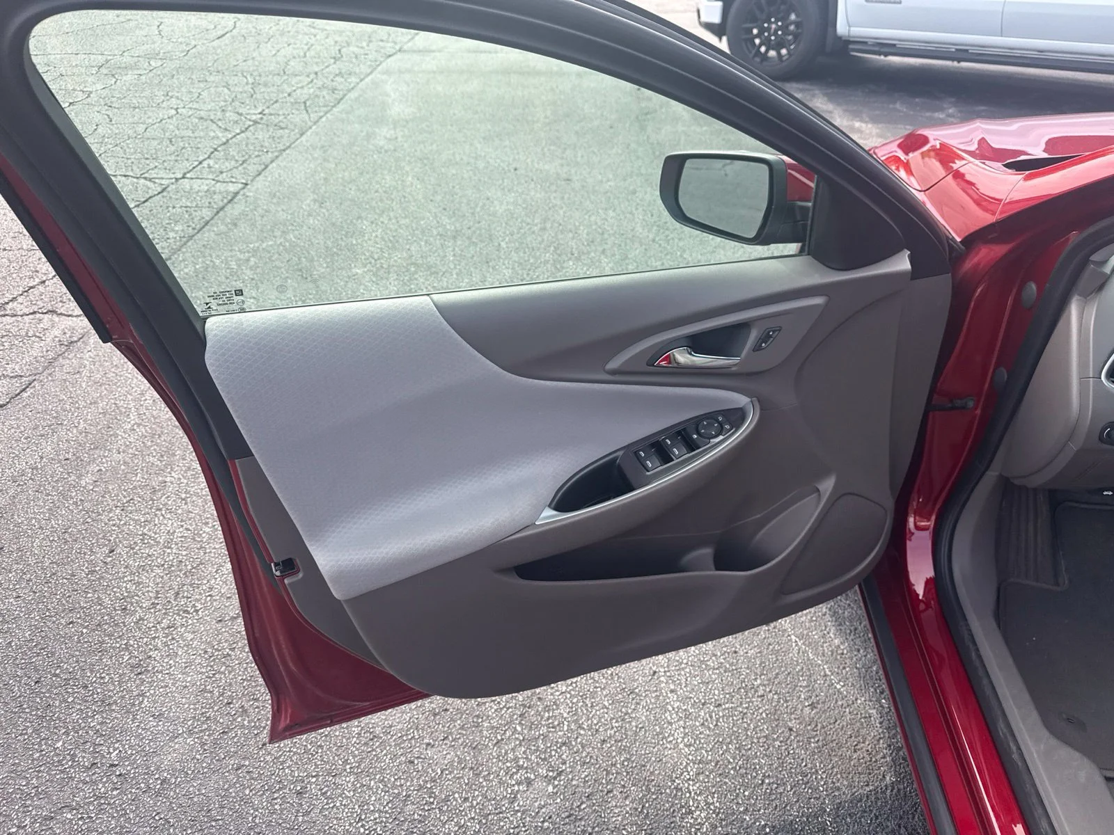 Used 2025 Radiant Red Tintcoat Chevrolet 1LT image 12