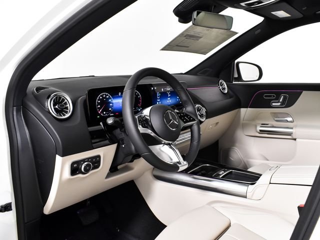 New 2026 Polar White Mercedes-Benz GLA 250 image 20