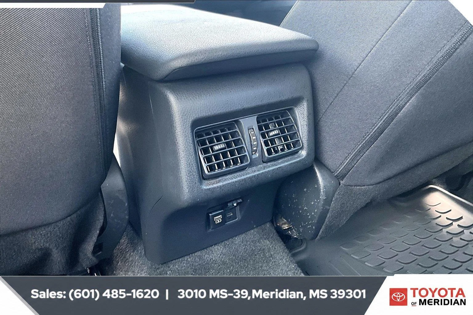 Used 2025 Celestial Silver Metallic Toyota LE (Natl) image 23