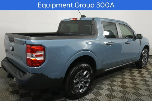 New 2026 Azure Gray Metallic Tri-Coat Ford XLT image 3