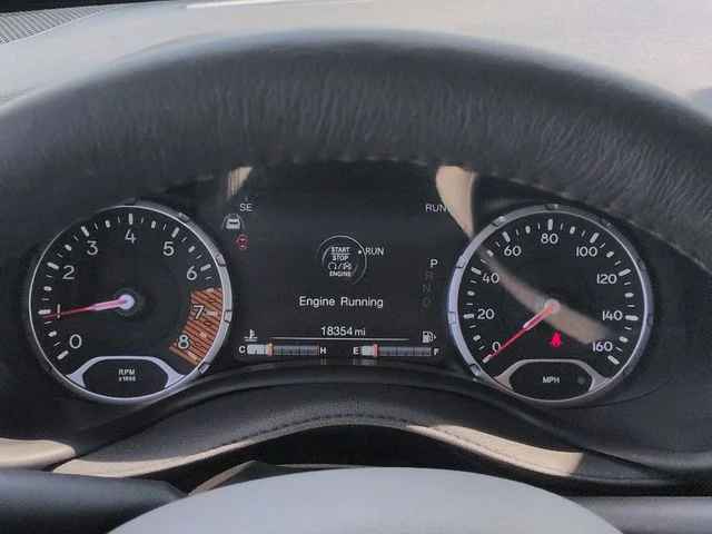 Used 2022 Gray Jeep Limited image 19