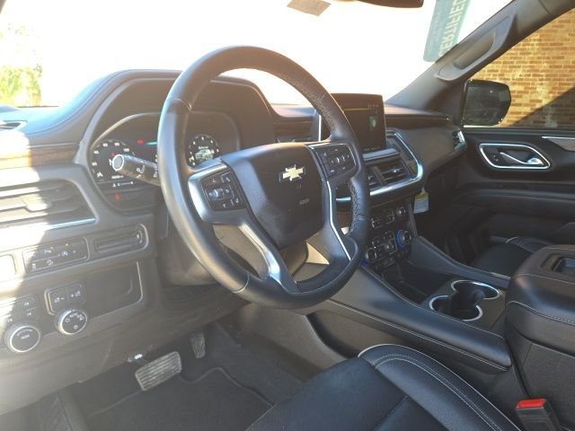 Used 2023 White Chevrolet Premier image 8