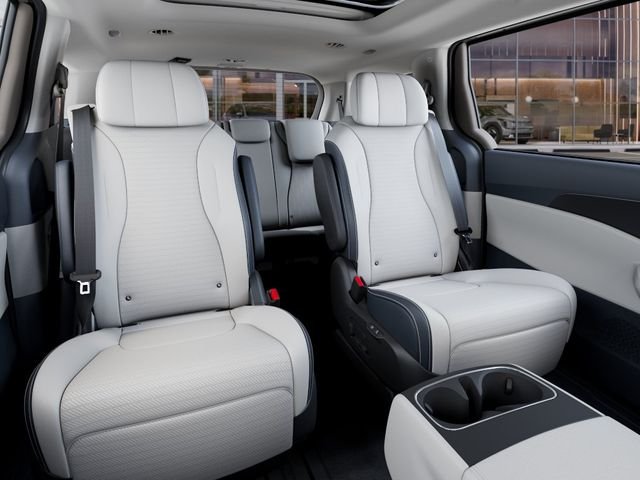 New 2027 Ceramic Silver Kia SX image 16