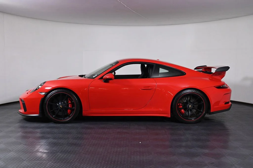 Used 2018 Guards Red Porsche GT3 image 2