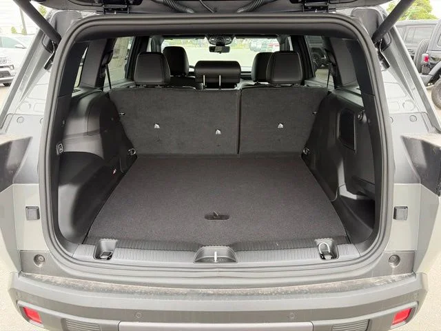 New 2026 Sting-Gray Clear-Coat Exterior Paint Jeep Overland image 8
