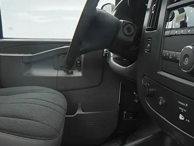 2026 Chevrolet Express Cargo Work Van - Photo 34