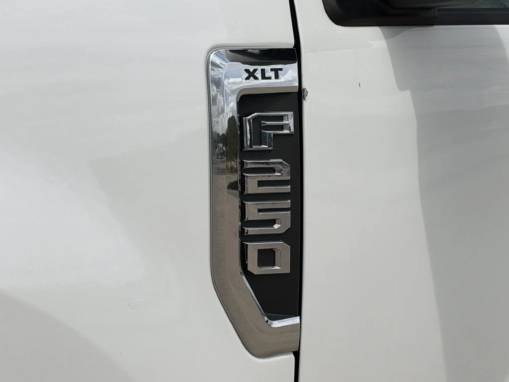 Used 2019 White Ford XLT image 7