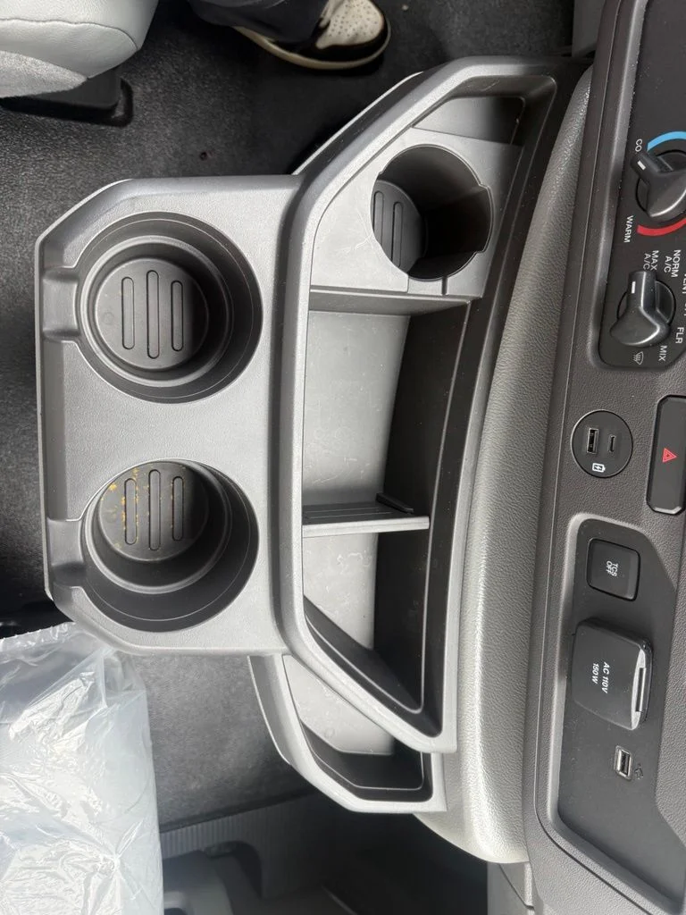 New 2027 Oxford White Ford E-450 DRW image 25
