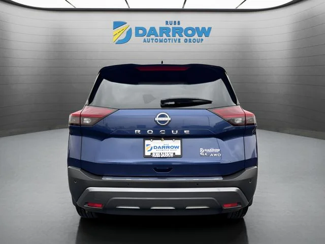 Used 2023 Blue Nissan SL image 4