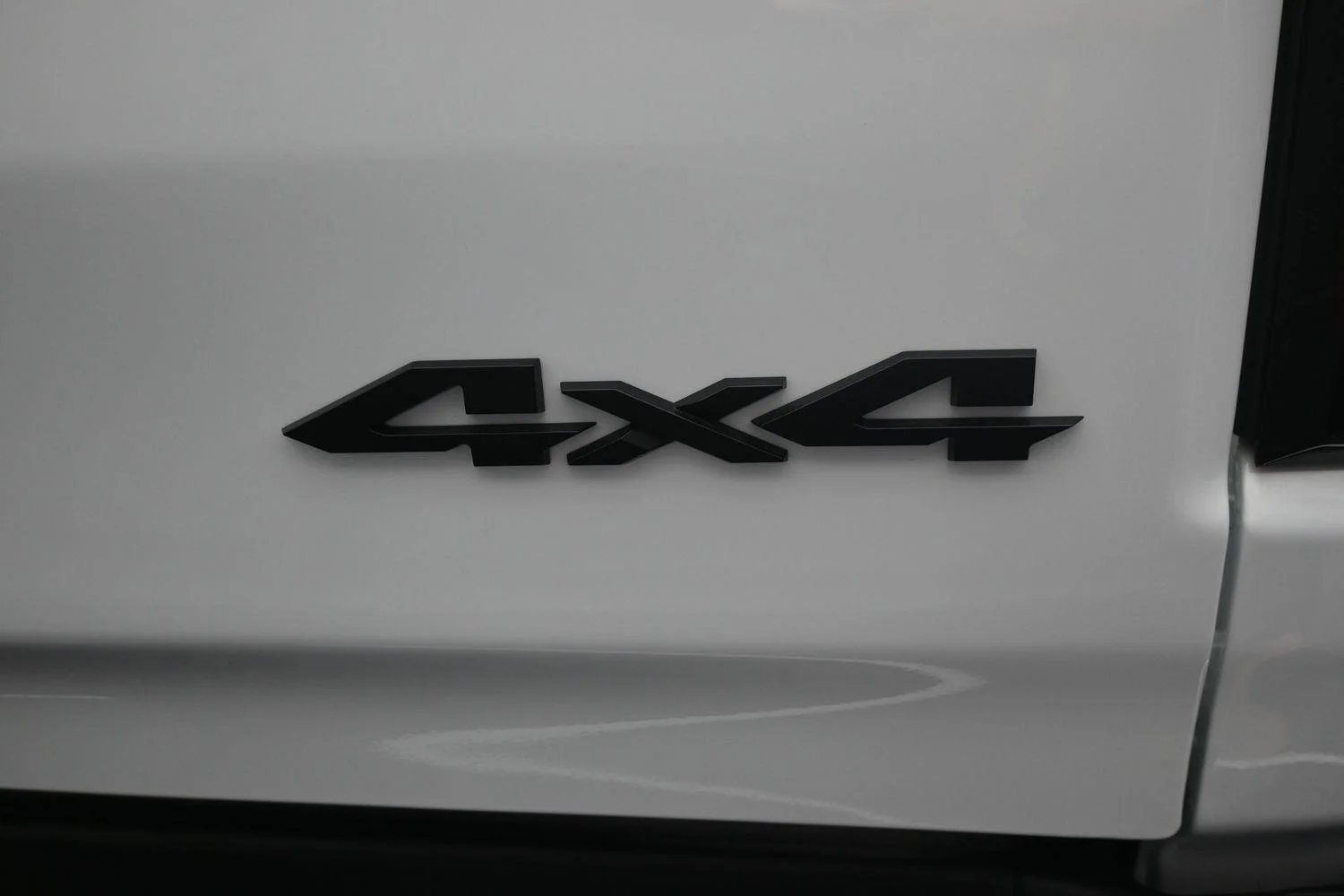 New 2026 Bright White Clear-Coat Exterior Paint RAM Express image 14