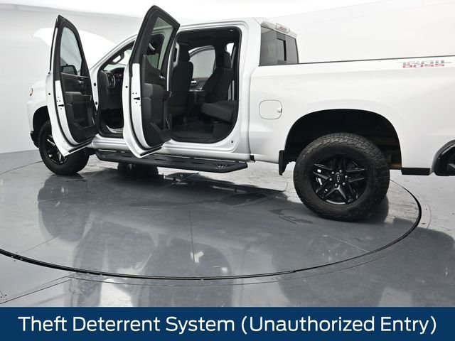 Used 2020 White Chevrolet LT Trail Boss image 41
