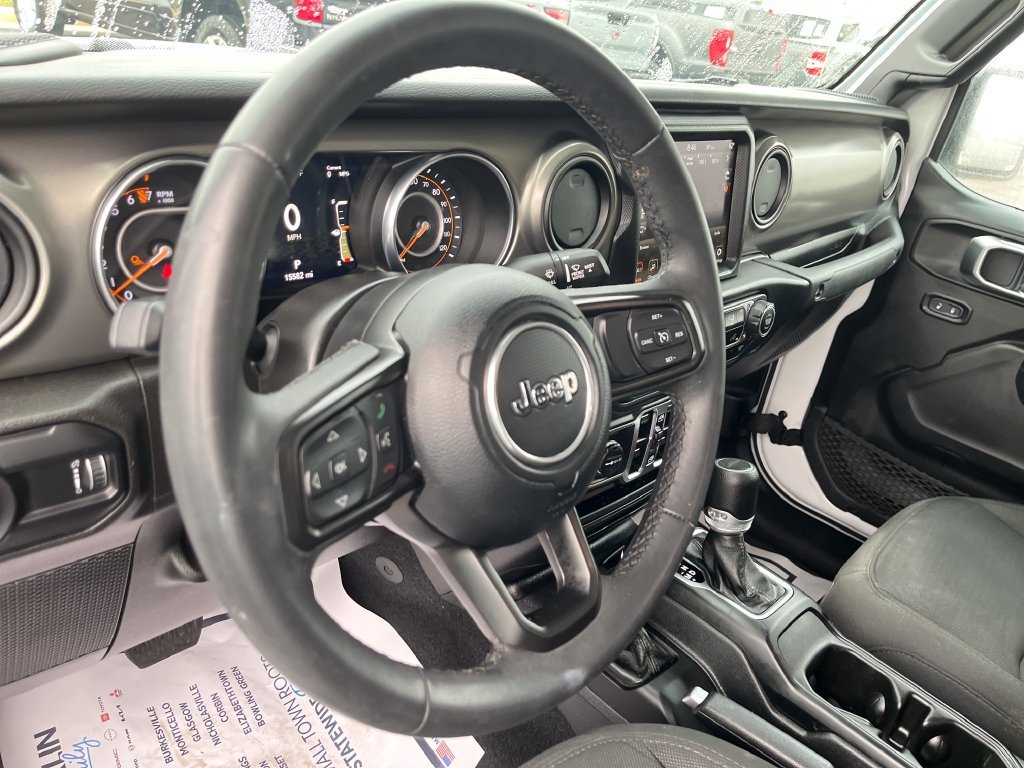 Used 2023 White Jeep Willys image 15