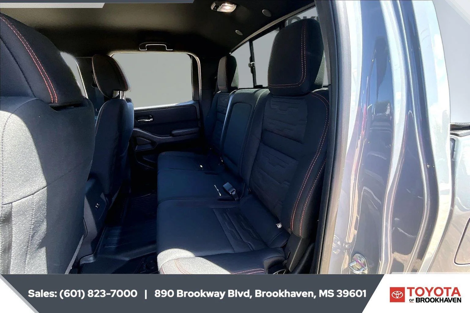 Used 2025 Super Black Nissan PRO-4X image 19