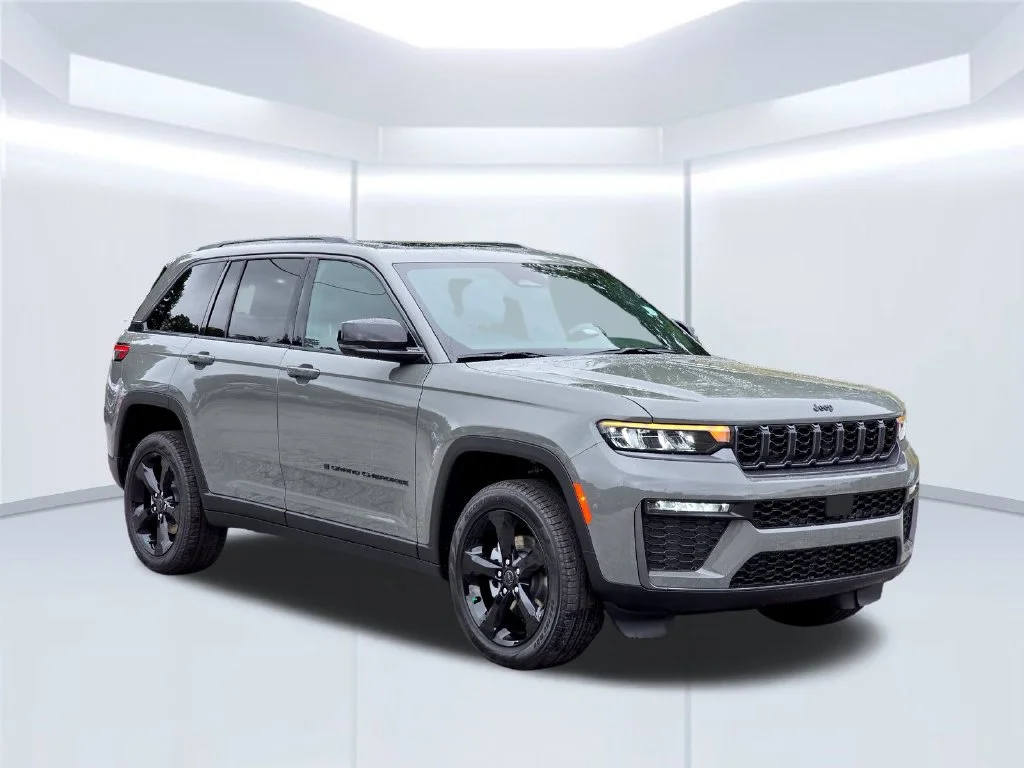 New 2027 Gray Jeep Limited image 15