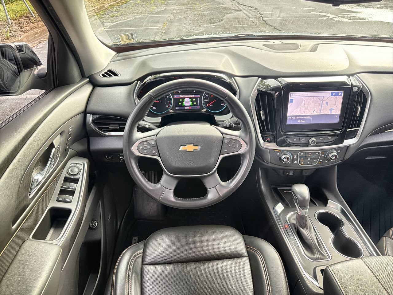 Used 2021 MOSAIC BLACK METALLIC Chevrolet Premier image 10
