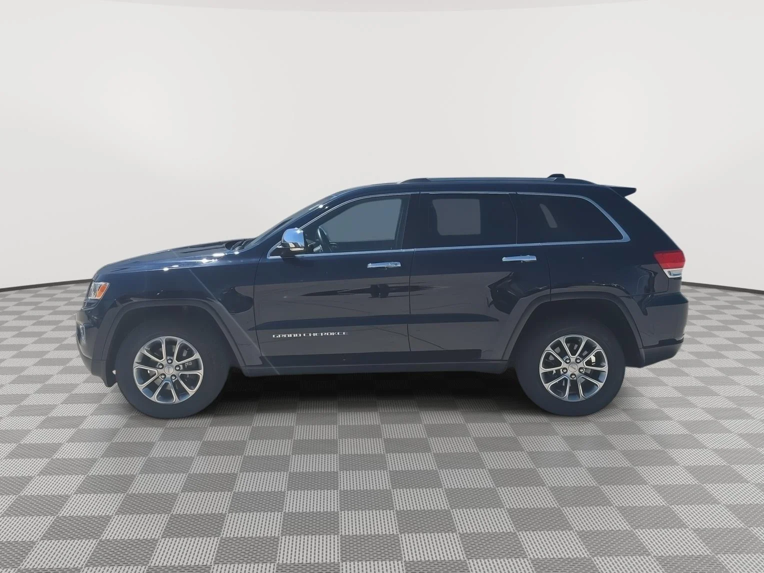 Used 2016 BLACK Jeep Limited image 11