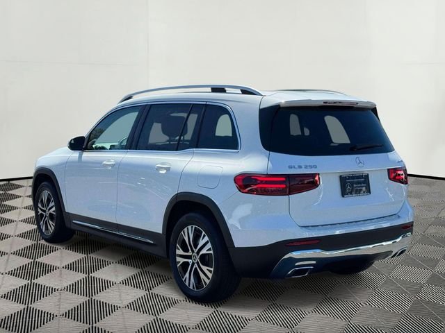 Used 2026 Polar White Mercedes-Benz GLB 250 image 9