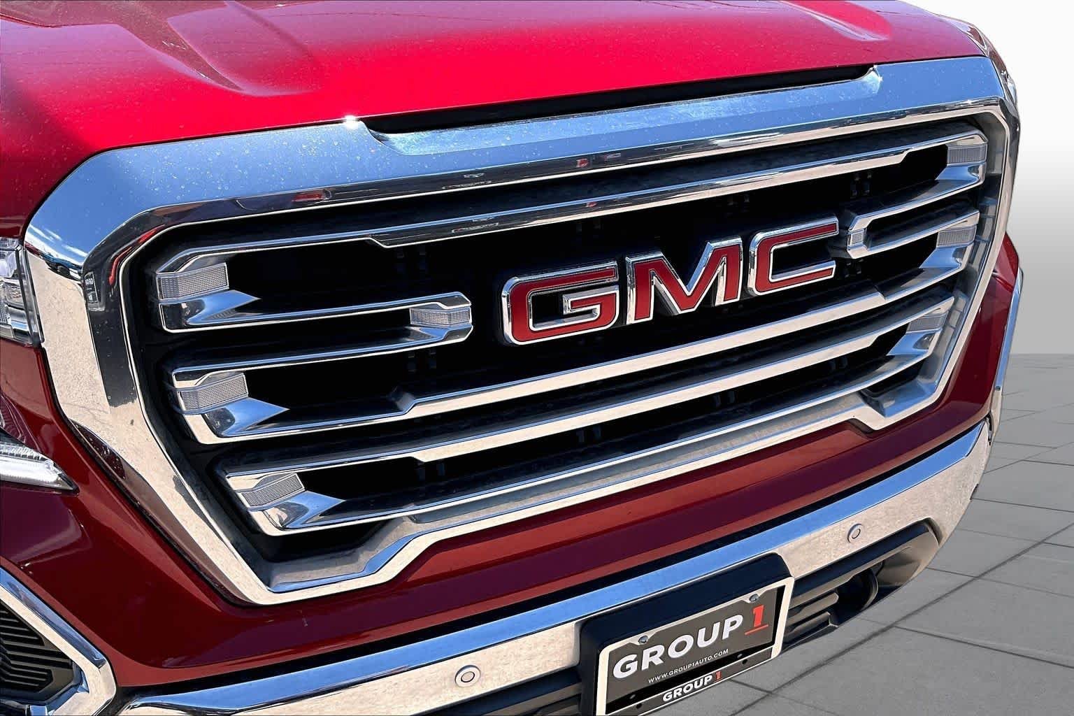 Certified Used 2021 Cayenne Red Tintcoat GMC SLT image 30