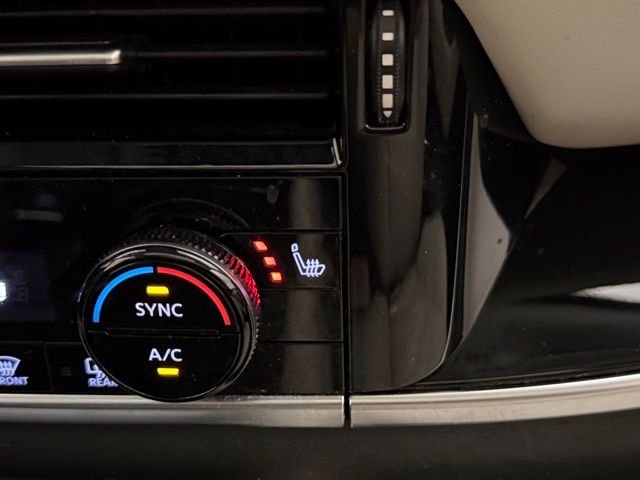 Used 2023 Super Black Nissan SL image 39