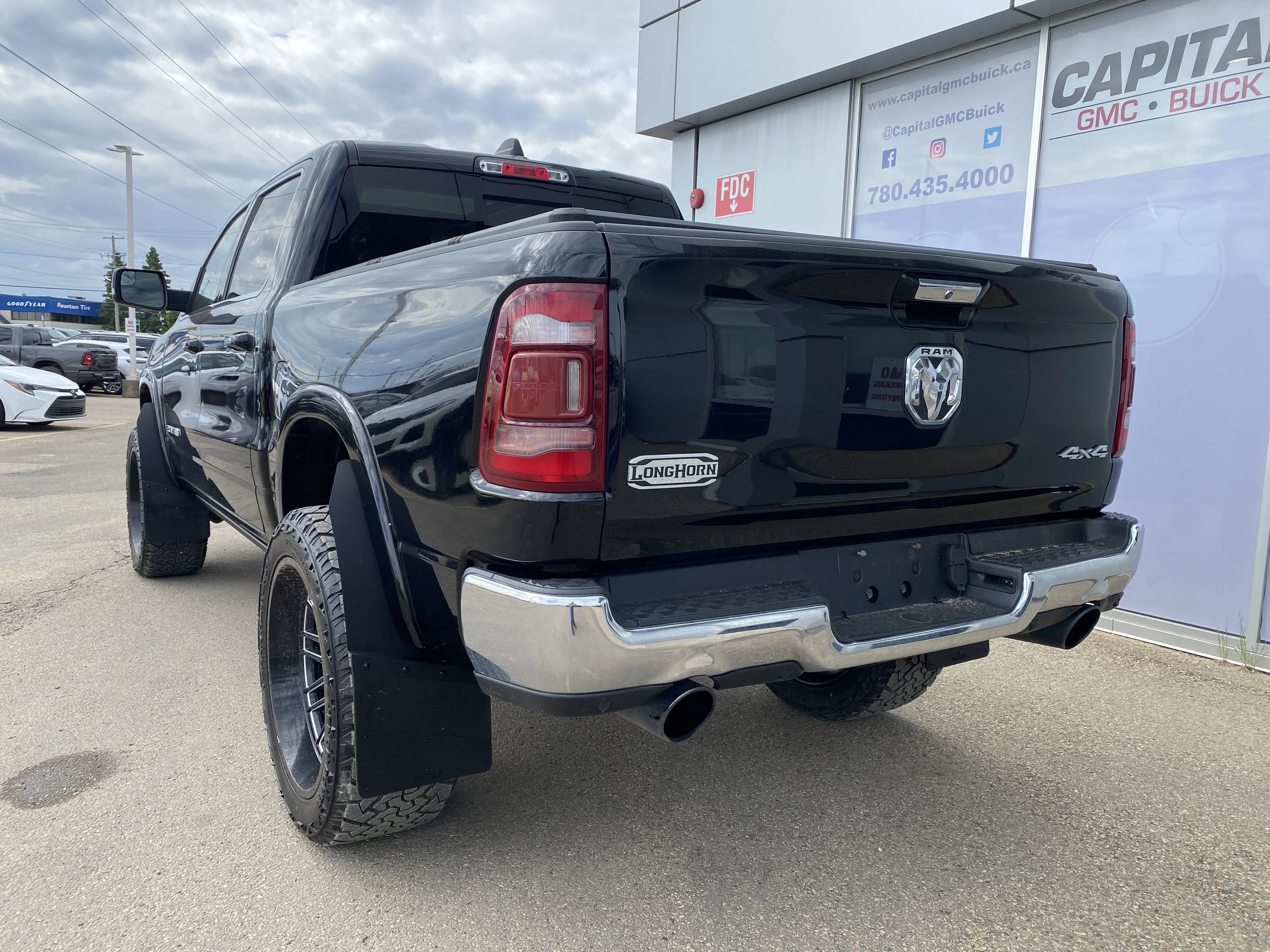 Certified Used 2019 Black Ram Laramie Longhorn * LIFTED * AIR RIDE DELETE * PANORAMIC SUNROOF * image 3