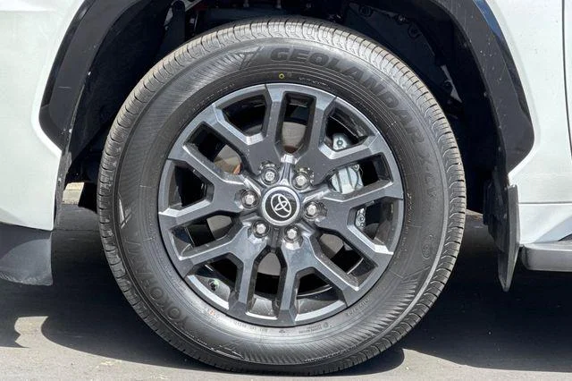 Certified Used 2023 WIND CHILL PEARL* Toyota  image 36
