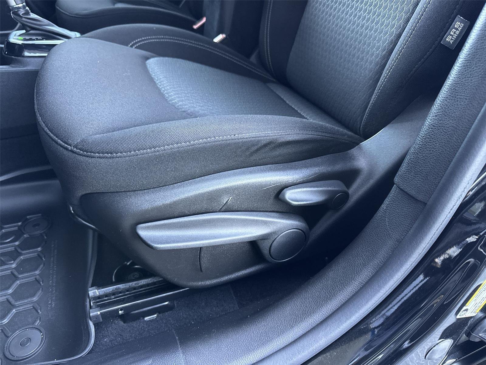 2021 Jeep Renegade 80TH Edition - Photo 24