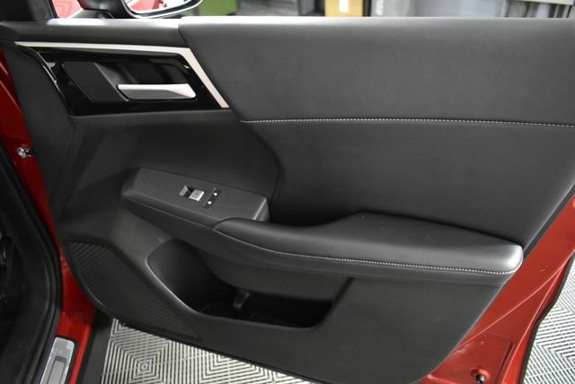 2024 Mitsubishi Outlander SE - Photo 18