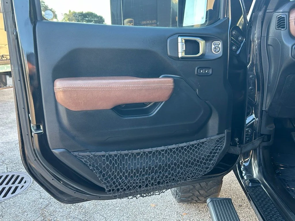 Used 2018 Black Clearcoat Jeep Unlimited Sport S image 35