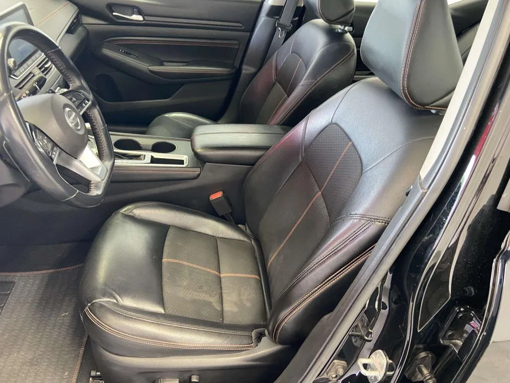Used 2021 Black Nissan 2.5 SR image 15