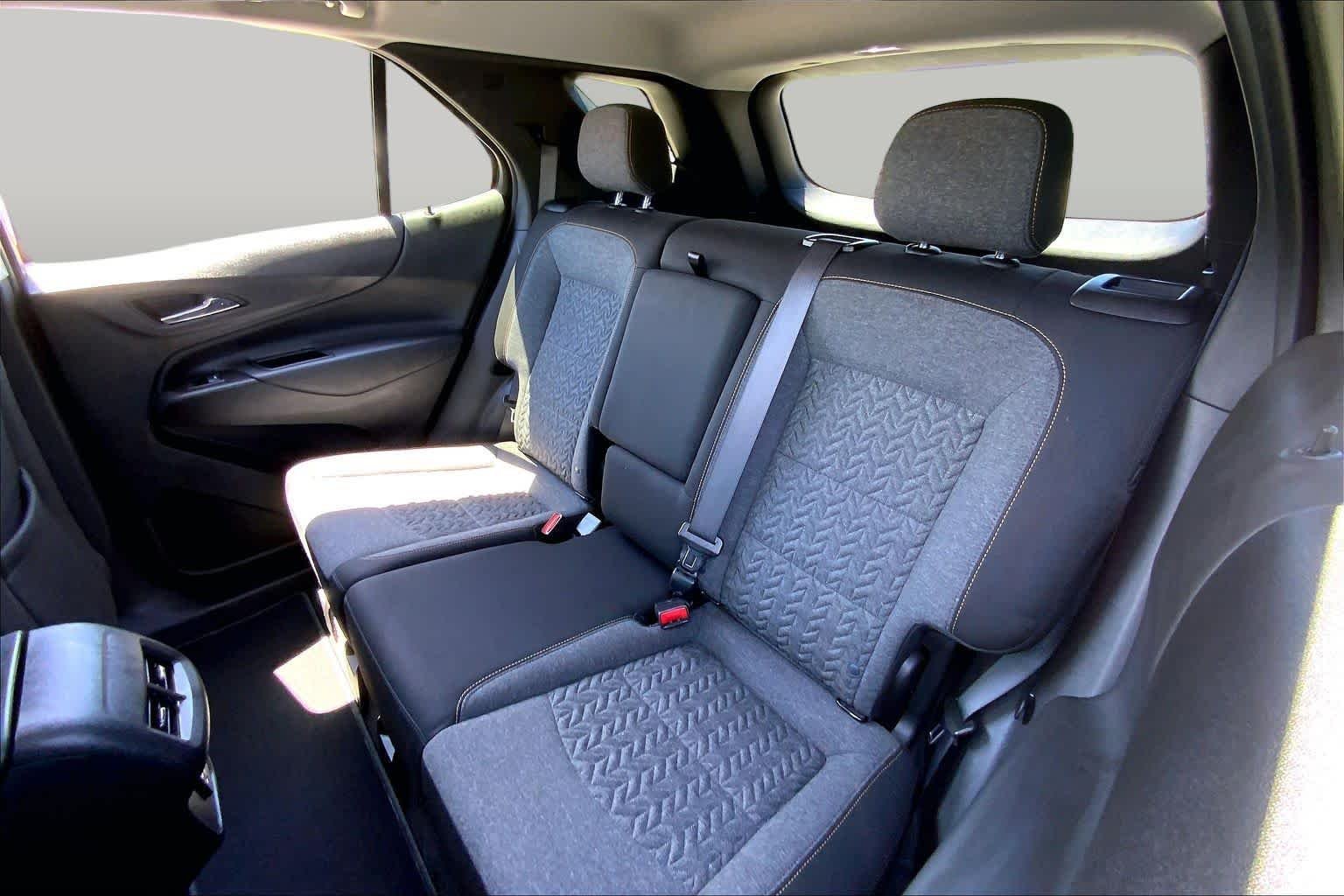 Used 2024 Lakeshore Blue Metallic Chevrolet LT image 20