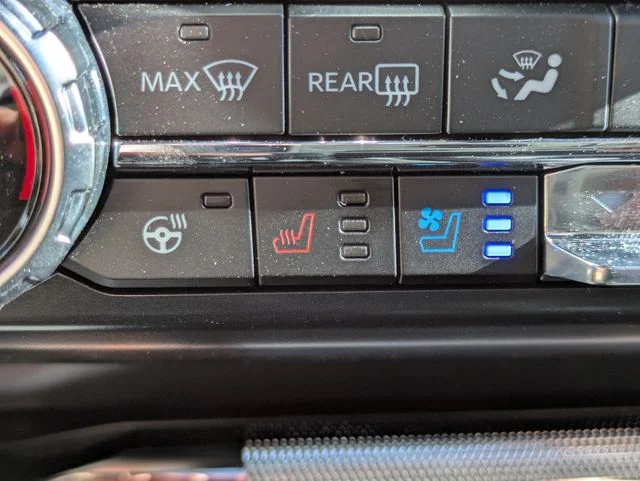 New 2026 Avalanche Ford Lariat® image 24