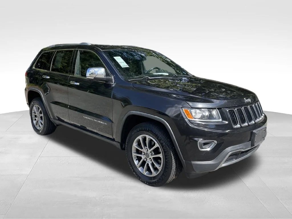 Used 2014 Black Jeep Limited image 6