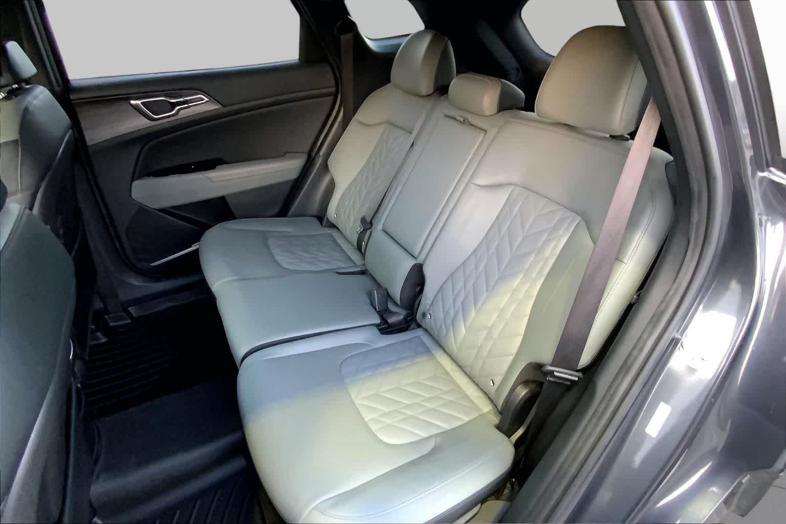 Used 2023 Gravity Gray Kia X-Line image 20