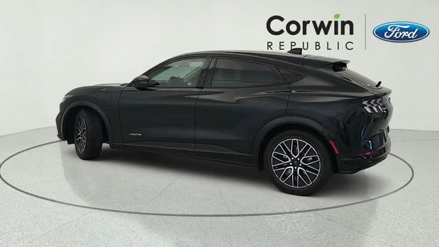 Used 2024 Shadow Black Ford Premium image 3