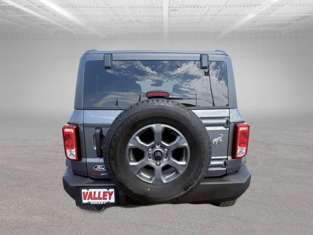 New 2026 Carbonized Gray Metallic Ford Big Bend® image 4