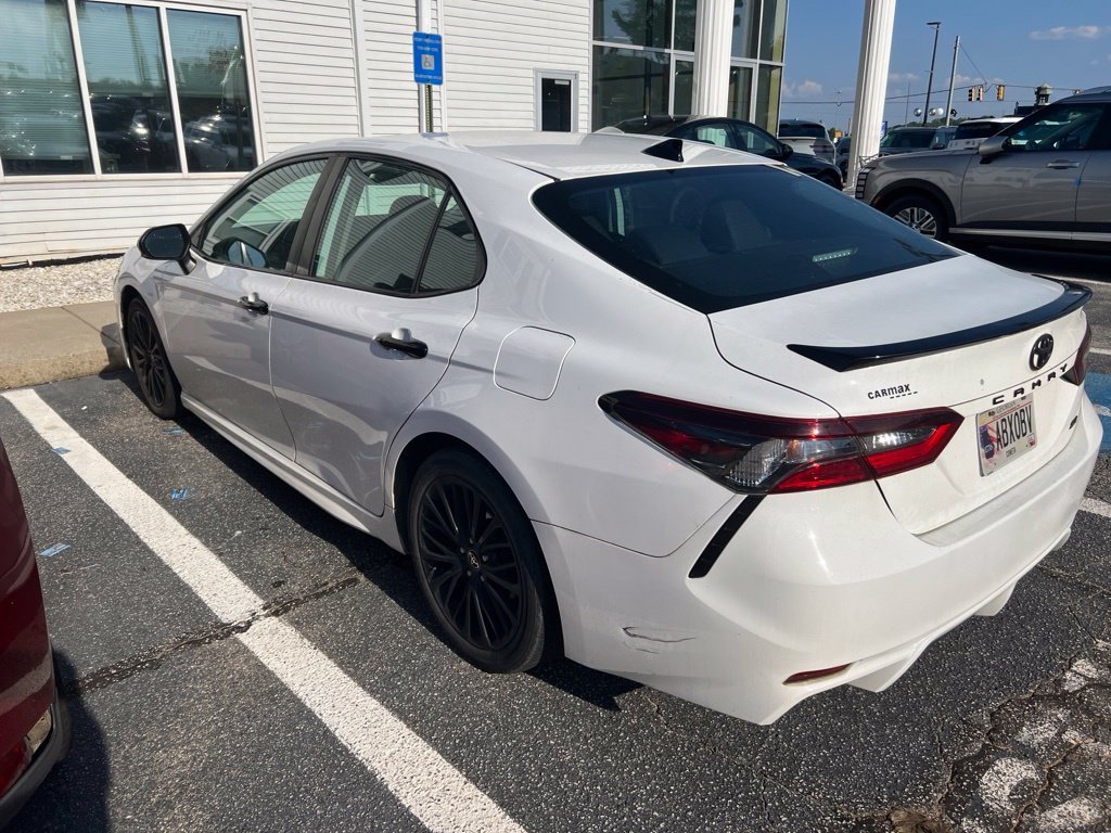 Used 2022 White Toyota SE Nightshade image 3